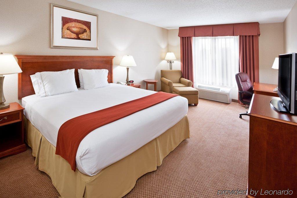 Holiday Inn Express Hotel & Suites Detroit-Utica, An Ihg Hotel Kültér fotó