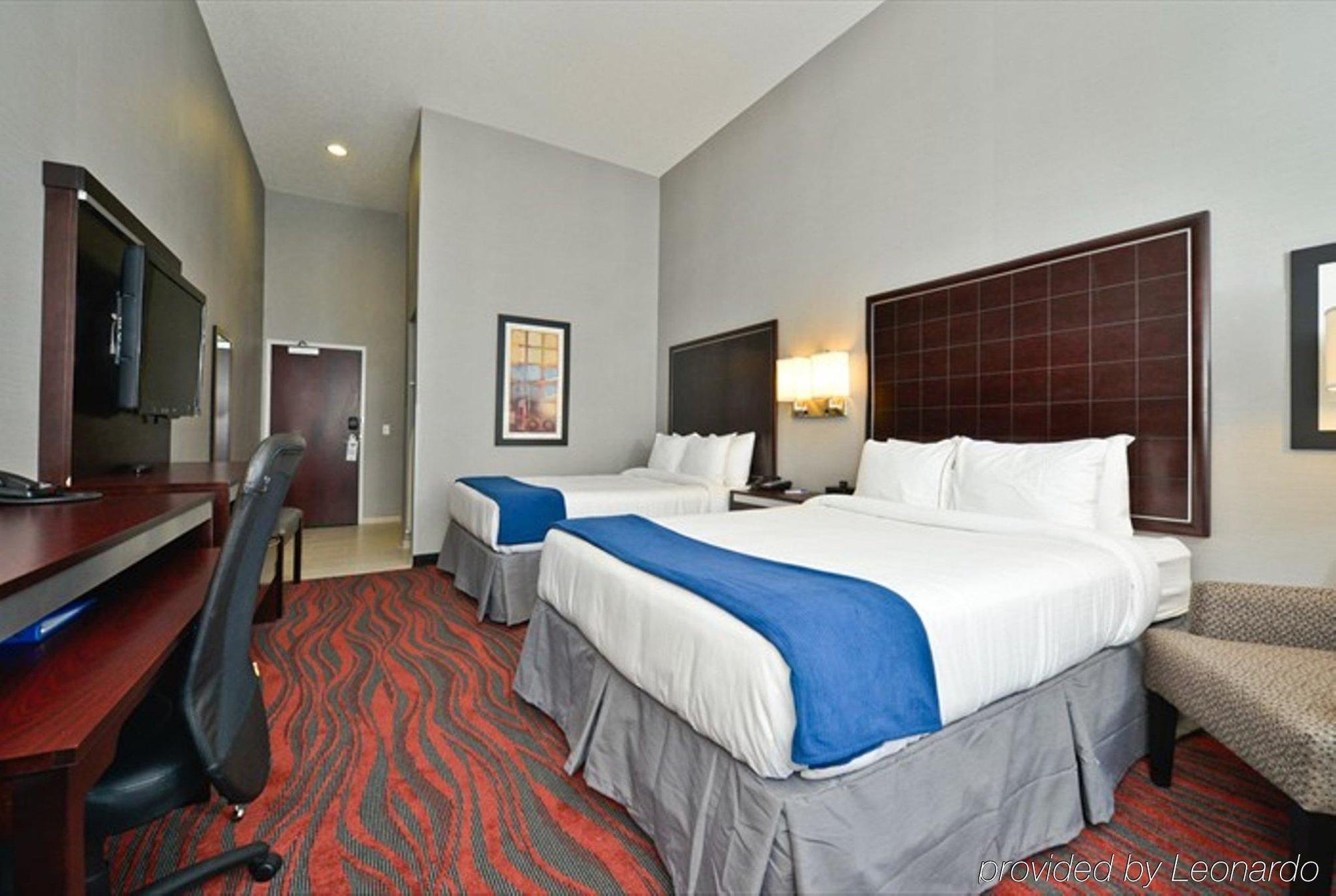 Holiday Inn Express Hotel & Suites Detroit-Utica, An Ihg Hotel Kültér fotó