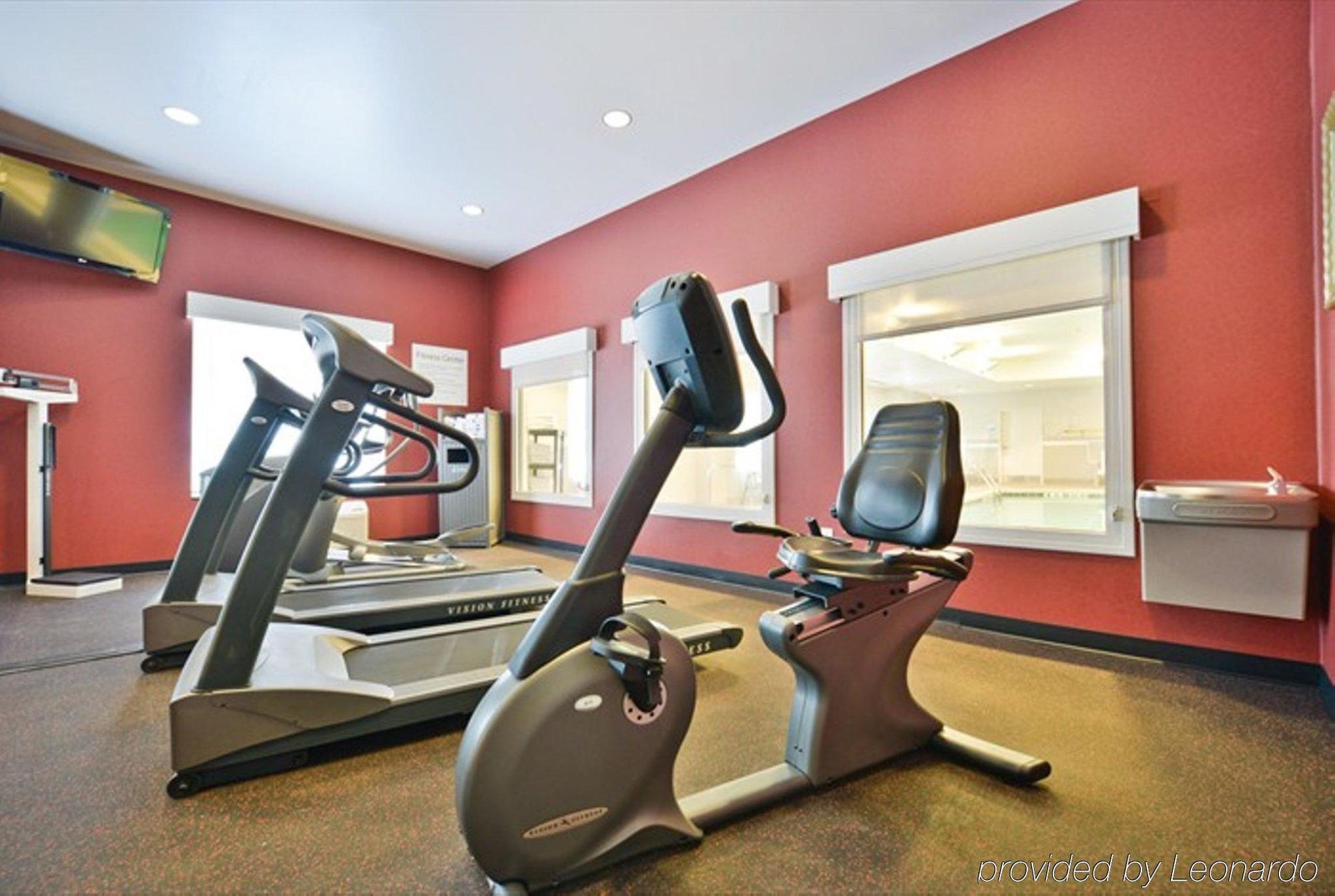 Holiday Inn Express Hotel & Suites Detroit-Utica By Ihg Kültér fotó