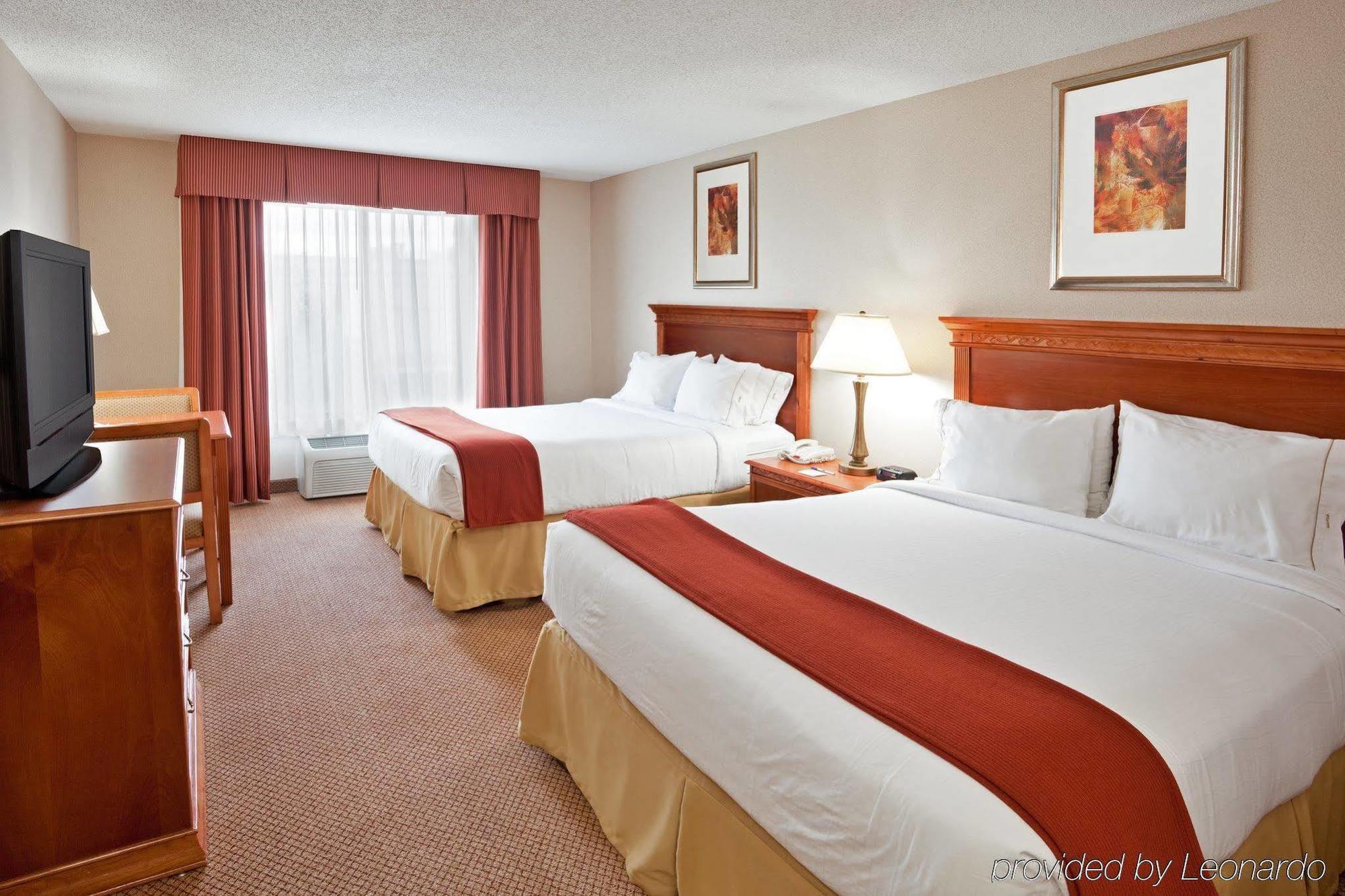 Holiday Inn Express Hotel & Suites Detroit-Utica By Ihg Szoba fotó